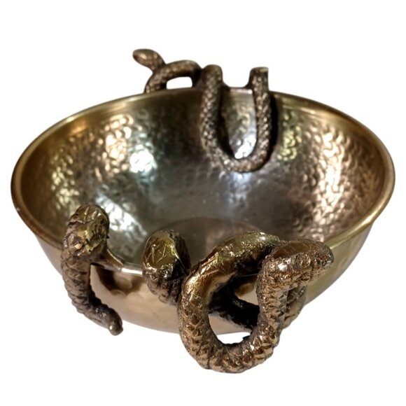 Set Of 2 Gold Hammered Brass ? Bowls With Snake Handles Vintage Decorative Uniqu - Picture 7 of 13